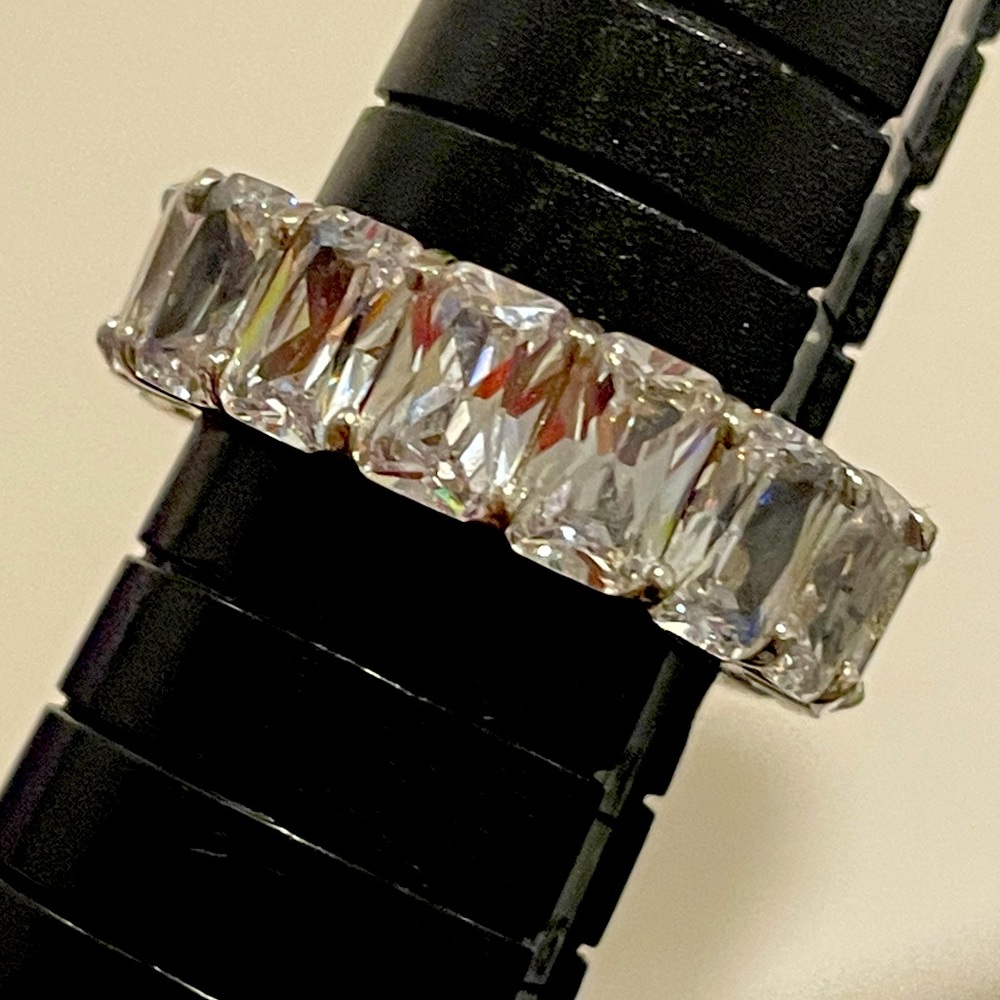 All Around Boutique AAB 925 Emerald Cut White Topaz Eternity Band Sz6 NWOT